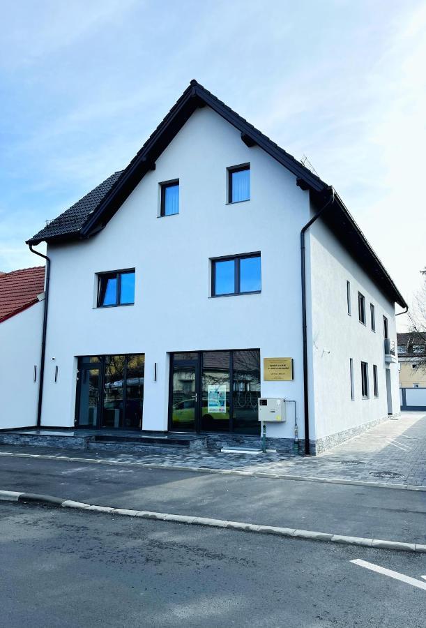 Glam Studios Sybin Zewnętrze zdjęcie